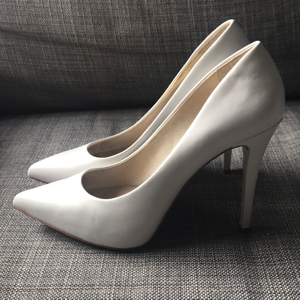 Michael Kors Matte White Pumps